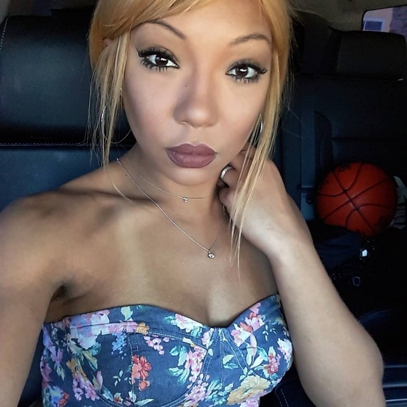 Meet your Posher, Natalie - Picture 7 of 8